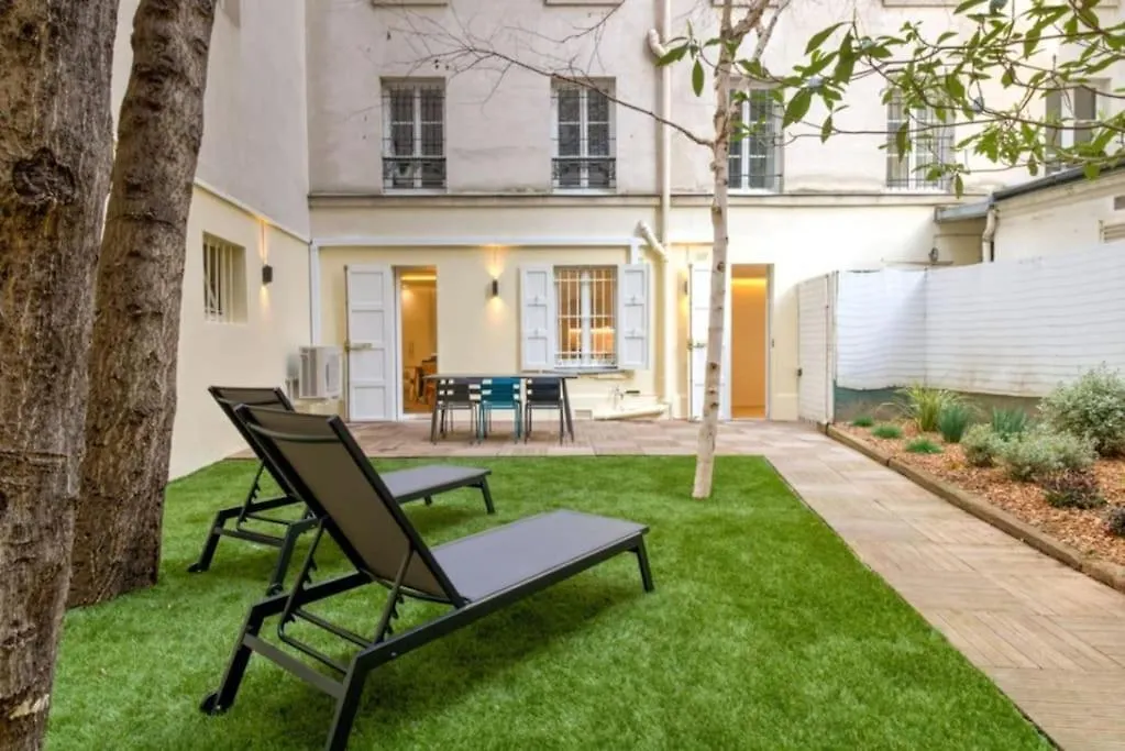 Jardin - Jacuzzi - En * Paris